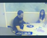 Deux employes espionnes pendant leur pause