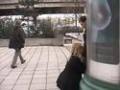 Exhibe et pipe dans la rue Trop fort