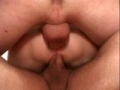 Salope aime le sexe et la double-penetration