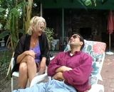 Une mature baise son beau fils