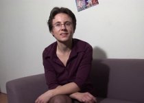 Sa femme se fait baiser devant lui