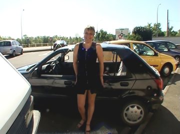 Une femme mariée se fait baiser